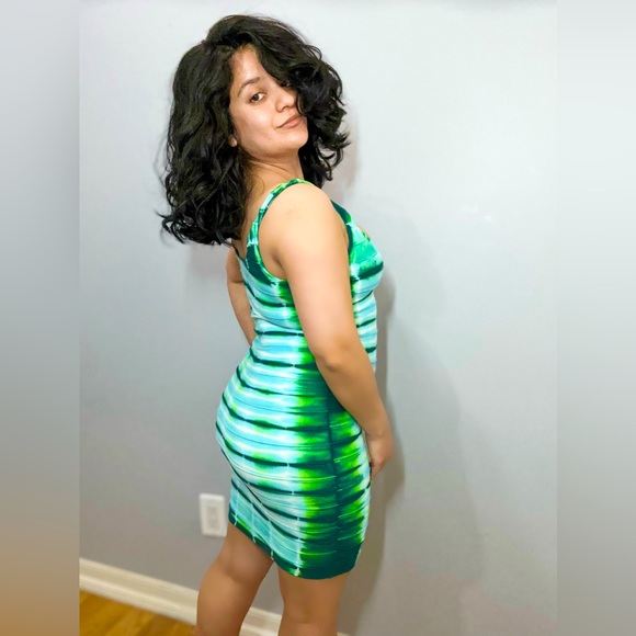 Bebe Bodycon Dress - Picture 3 of 7